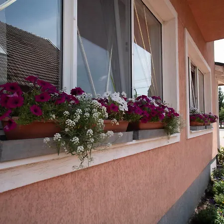 Apartman Greta Ház *